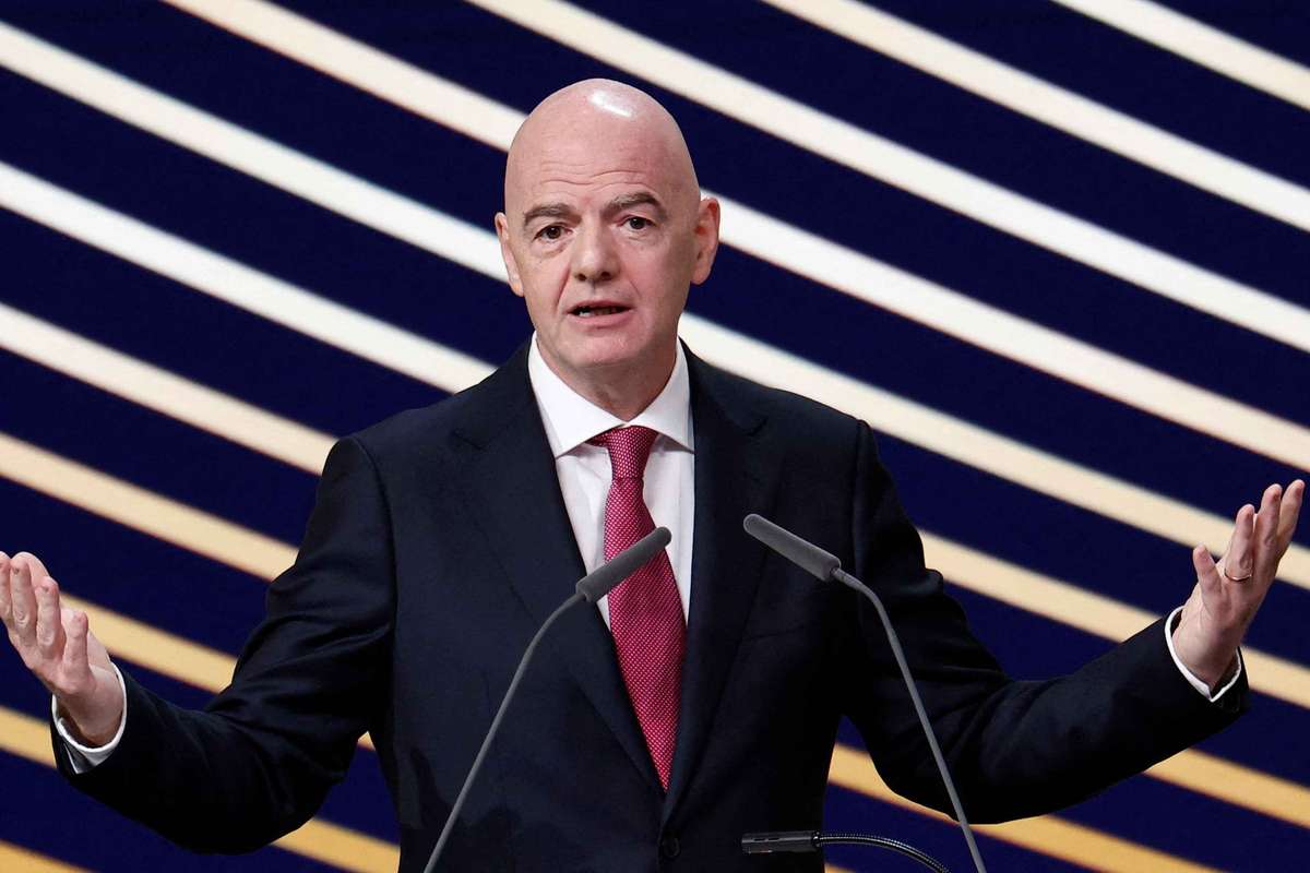 卡拉格曝温格曾游说支持世界杯改为两年一届，前红军铁卫直言“垃圾”拒绝背书