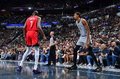 JR：杜兰特是最接近文班的球员 但后者让KD看起来像个婴儿