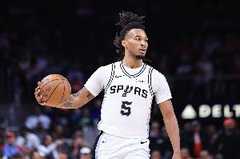 马刺球员2K能力值变化：福克斯+1至88 卡斯尔+2至86 科内特+1至78
